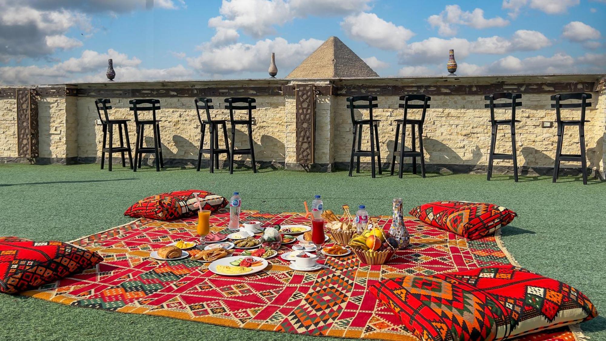 Master Pyramids Hotel Al Kawm al Akhdar Exteriér fotografie